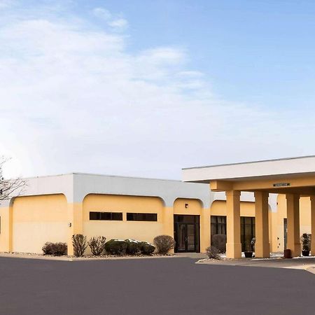 La Quinta Inn By Wyndham Davenport & Conference Center Dış mekan fotoğraf